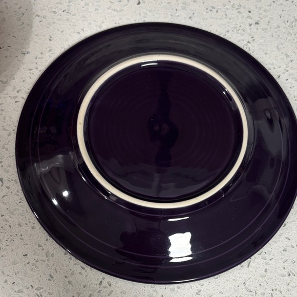 Fiesta Homer Laughlin Red and Dark Purple Plum Salad Dessert Plates 7” Lead Free - Picture 6 of 9